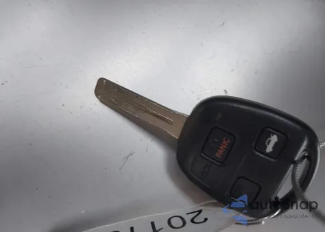 2002 Lexus Es 300 из США, поврежденный, VIN JTHBF30G520084159